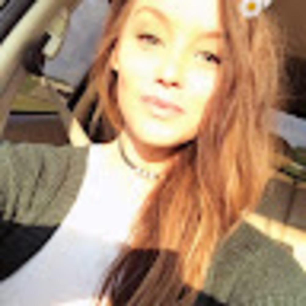 Meet your Posher, Katelyn